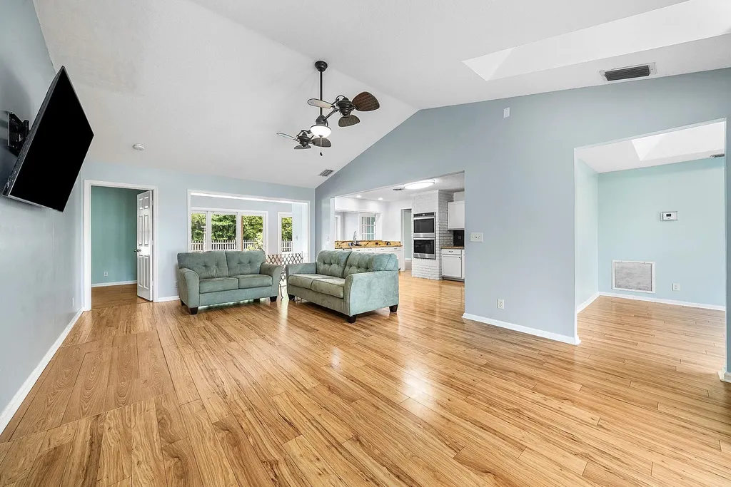 12325 89th Place N West Palm Beach FL 33412