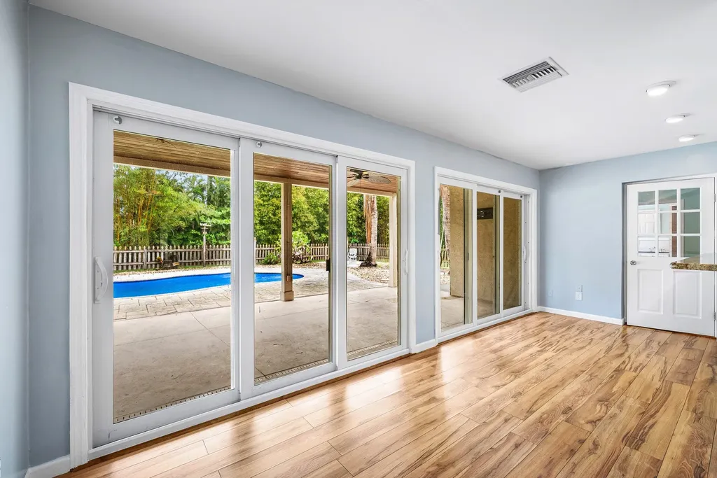 12325 89th Place N West Palm Beach FL 33412