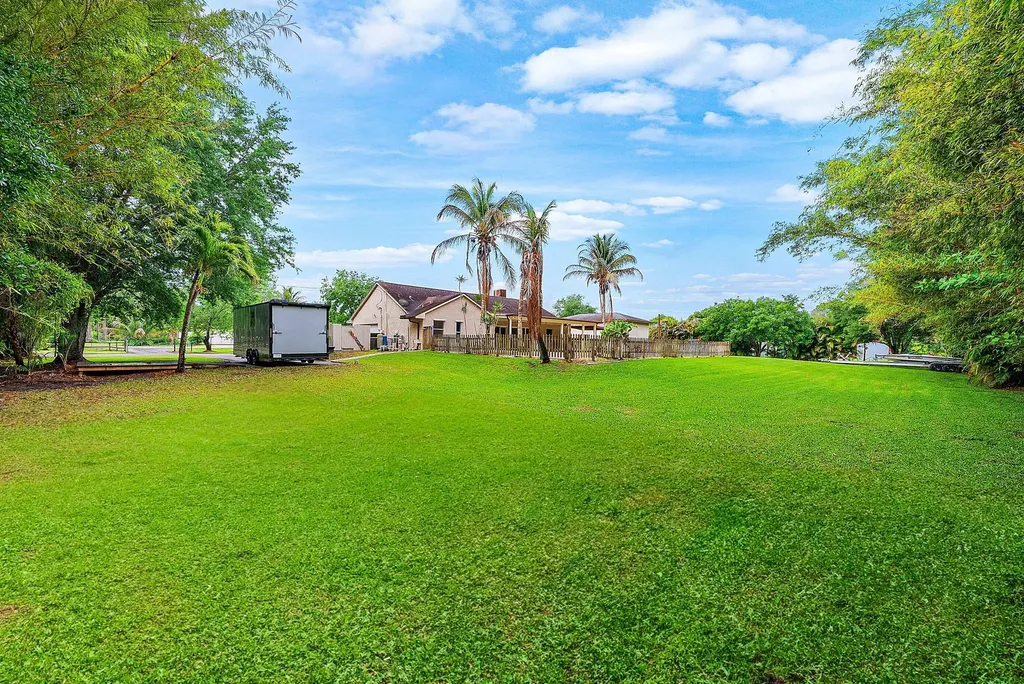 12325 89th Place N West Palm Beach FL 33412