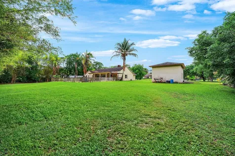 12325 89th Place N West Palm Beach FL 33412
