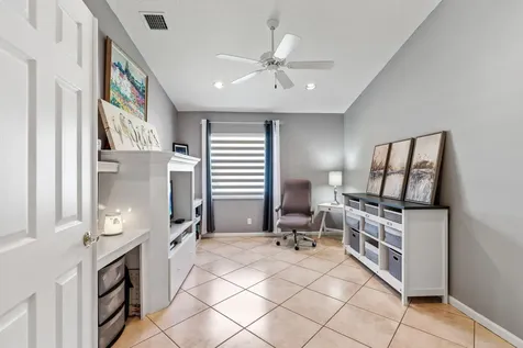 10864 Royal Caribbean Circle Boynton Beach FL 33437