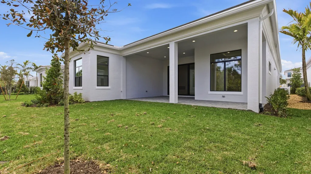 13282 Artisan Circle Palm Beach Gardens FL 33418