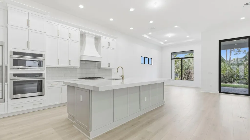 13282 Artisan Circle Palm Beach Gardens FL 33418