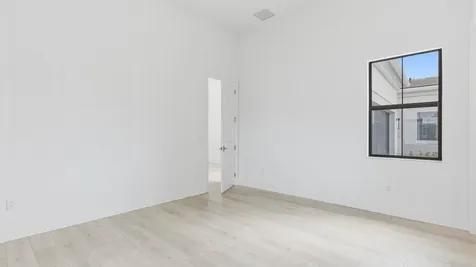 13282 Artisan Circle Palm Beach Gardens FL 33418