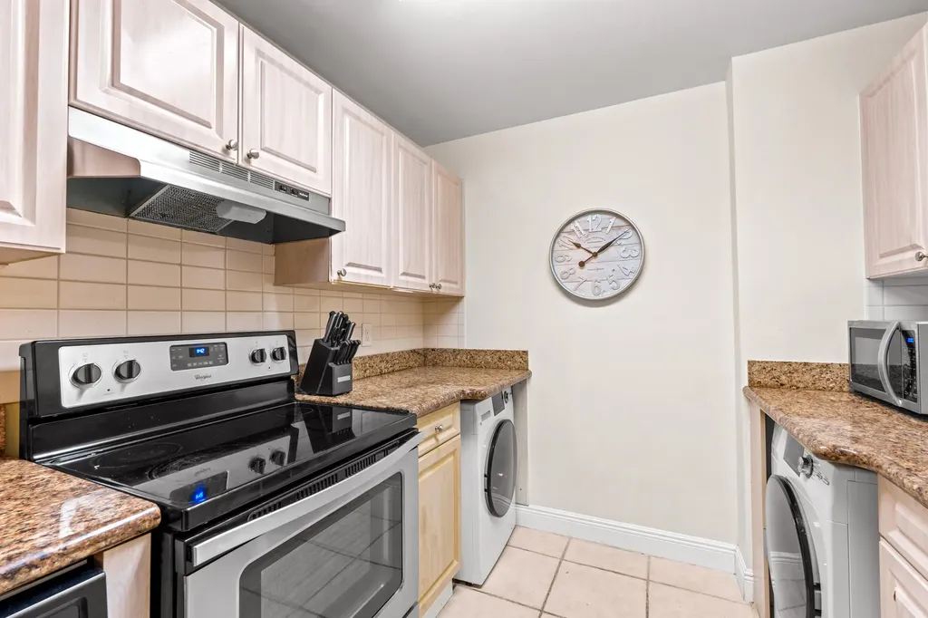 2080 Greenview Shores Boulevard Wellington FL 33414