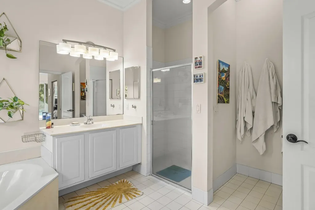 48 Lake Eden Drive Boynton Beach FL 33435