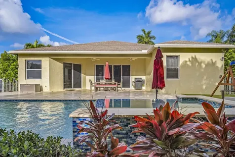48 Lake Eden Drive Boynton Beach FL 33435