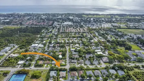 48 Lake Eden Drive Boynton Beach FL 33435