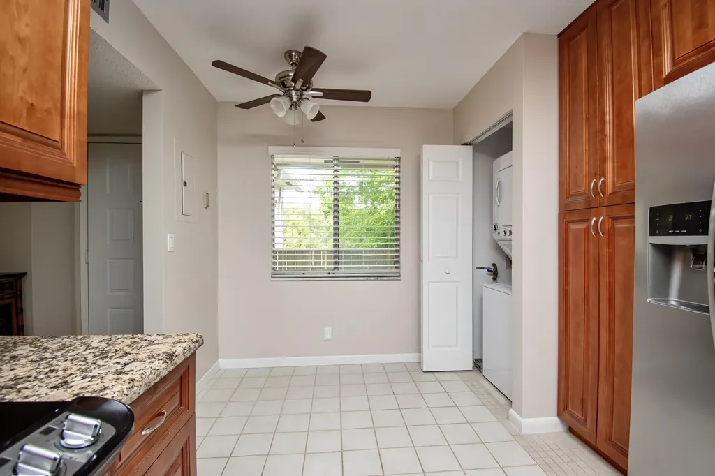 7286 Huntington Lane Delray Beach FL 33446