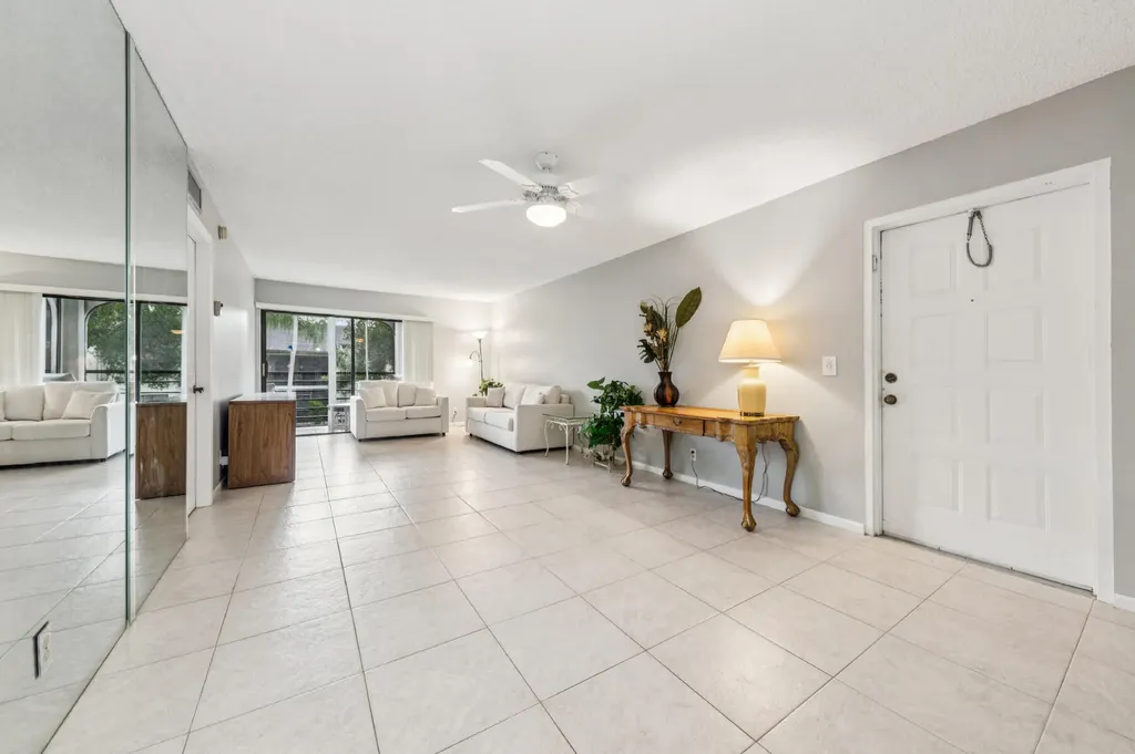 5040 Rose Hill Drive Boynton Beach FL 33437