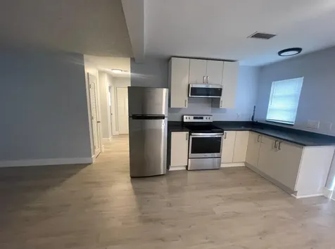 780 NE 46th Court Oakland Park FL 33334