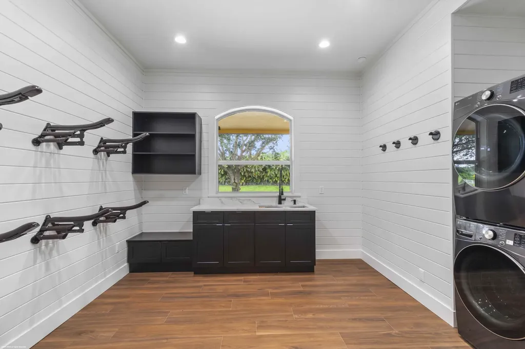 4985 Stables Way Wellington FL 33414