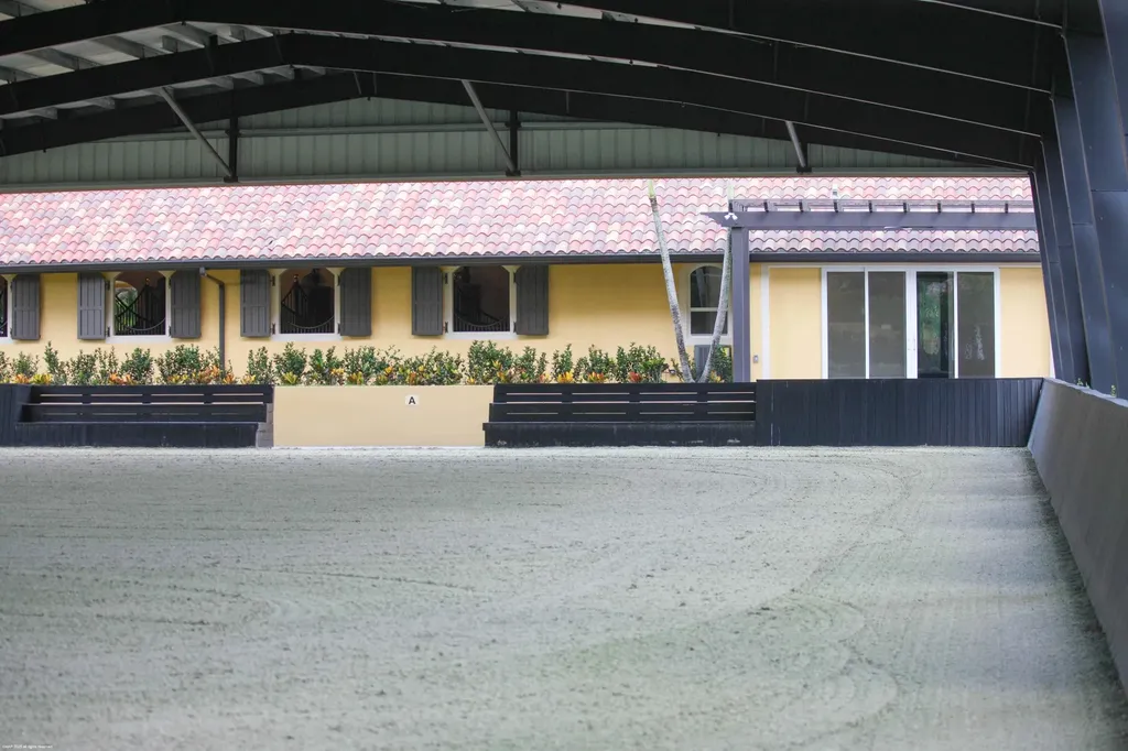 4985 Stables Way Wellington FL 33414