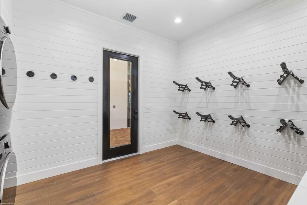 4985 Stables Way Wellington FL 33414