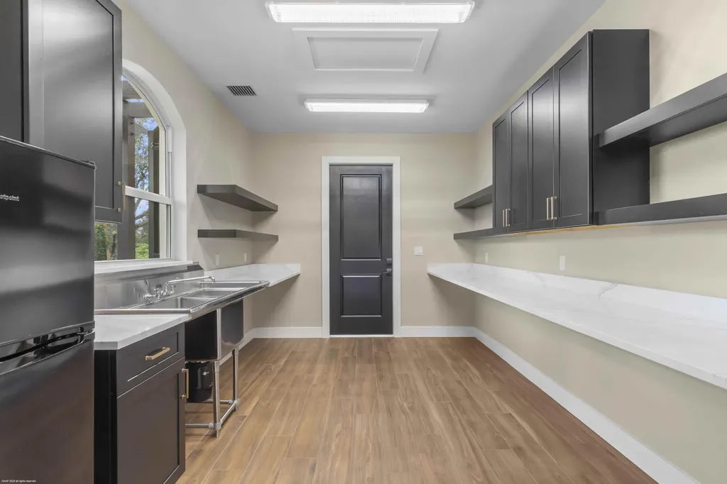 4985 Stables Way Wellington FL 33414