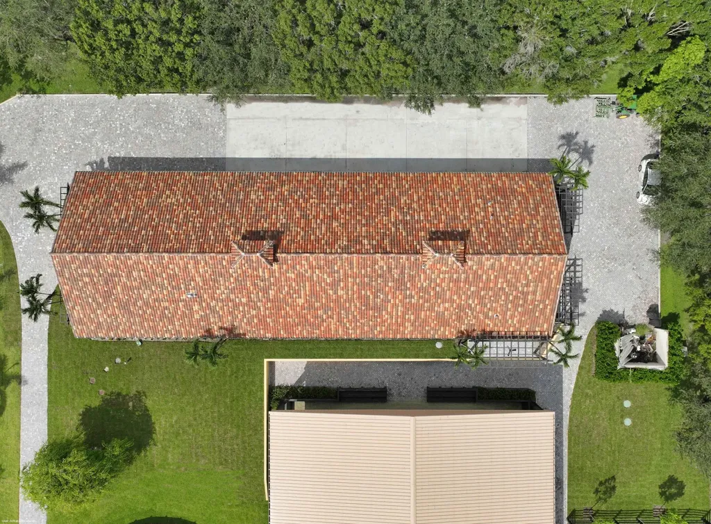 4985 Stables Way Wellington FL 33414