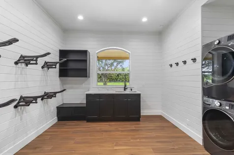 4985 Stables Way Wellington FL 33414