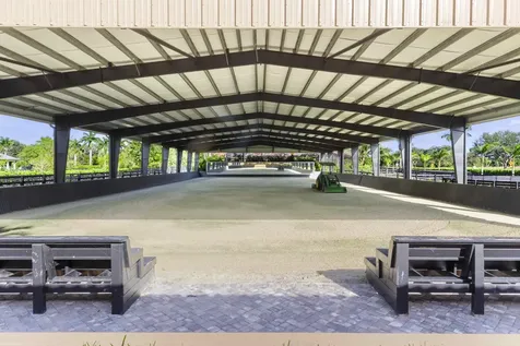 4985 Stables Way Wellington FL 33414