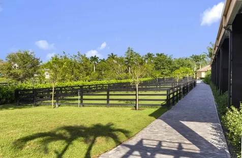 4985 Stables Way Wellington FL 33414