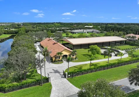 4985 Stables Way Wellington FL 33414