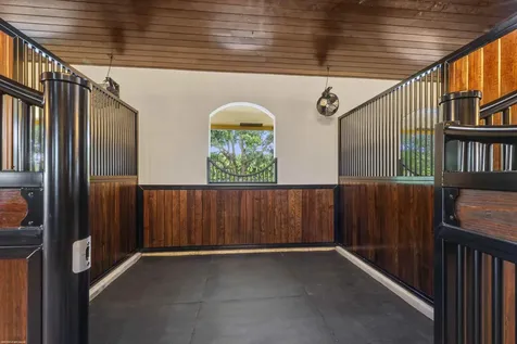 4985 Stables Way Wellington FL 33414