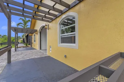 4985 Stables Way Wellington FL 33414