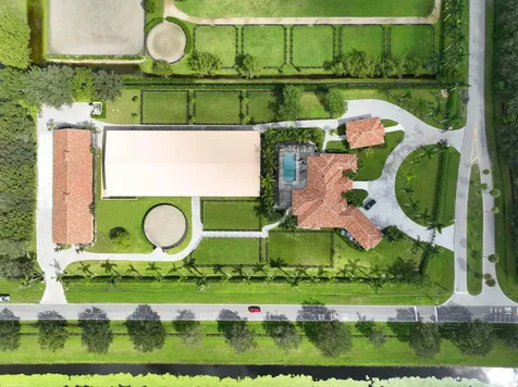 4985 Stables Way Wellington FL 33414