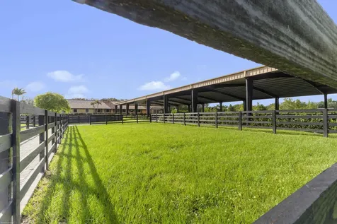 4985 Stables Way Wellington FL 33414