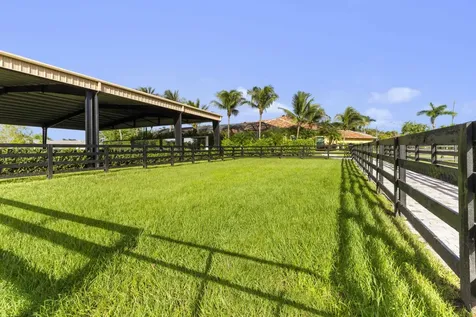 4985 Stables Way Wellington FL 33414