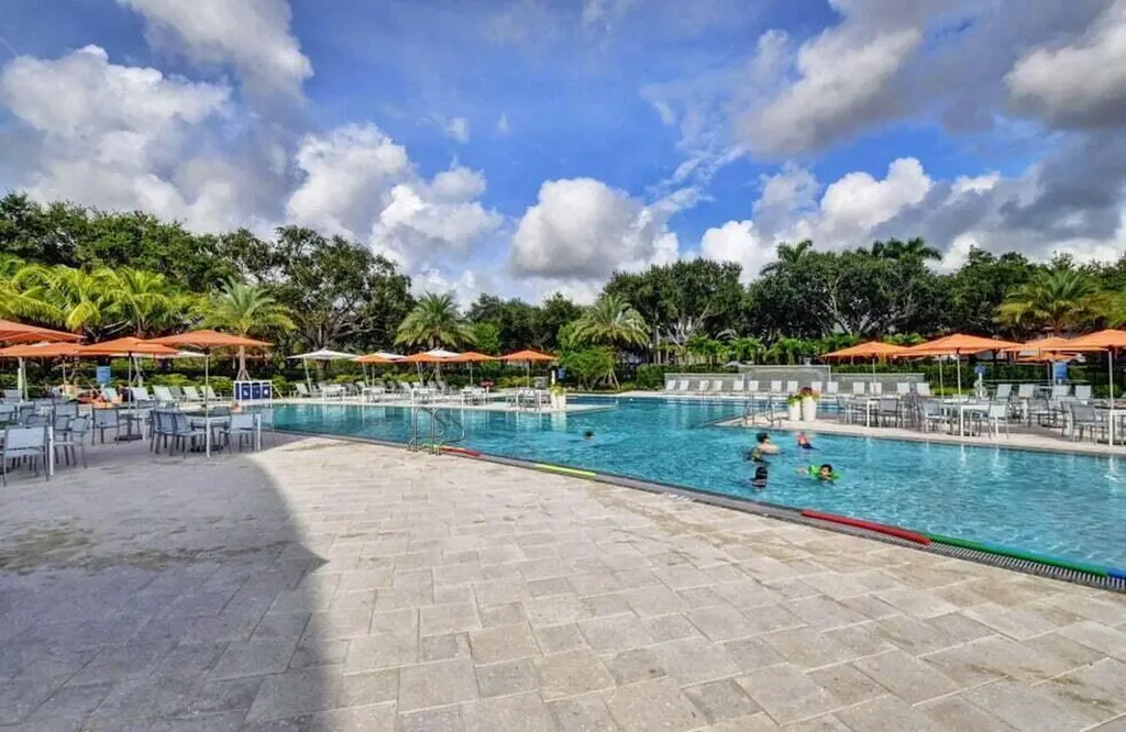 7477 Campo Florido Boca Raton FL 33433