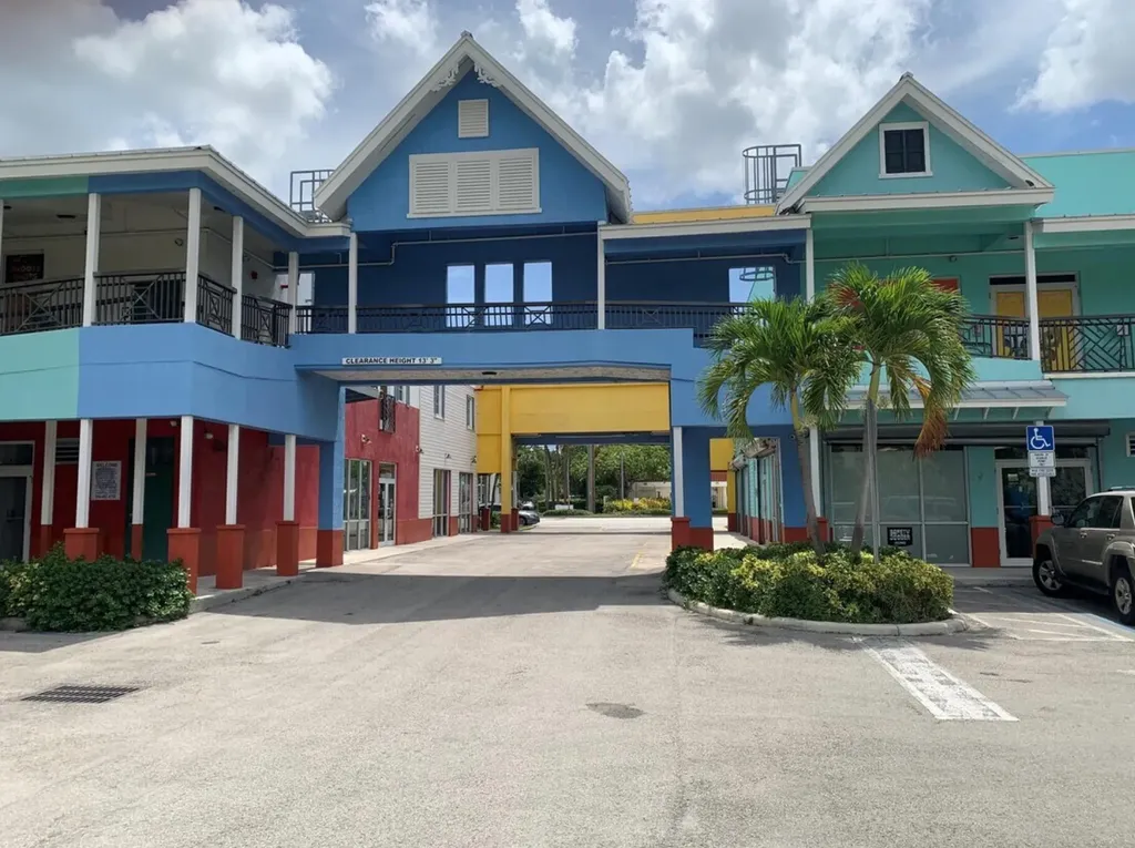 2349 N State Road 7 Lauderhill FL 33313