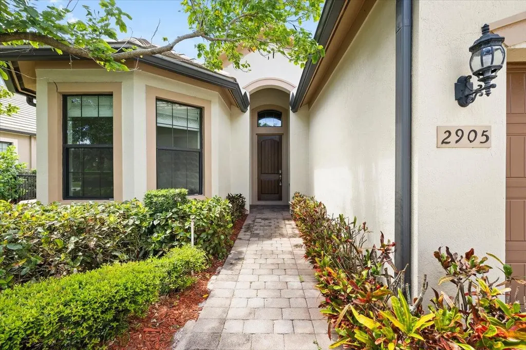 2905 Siena Circle Wellington FL 33414