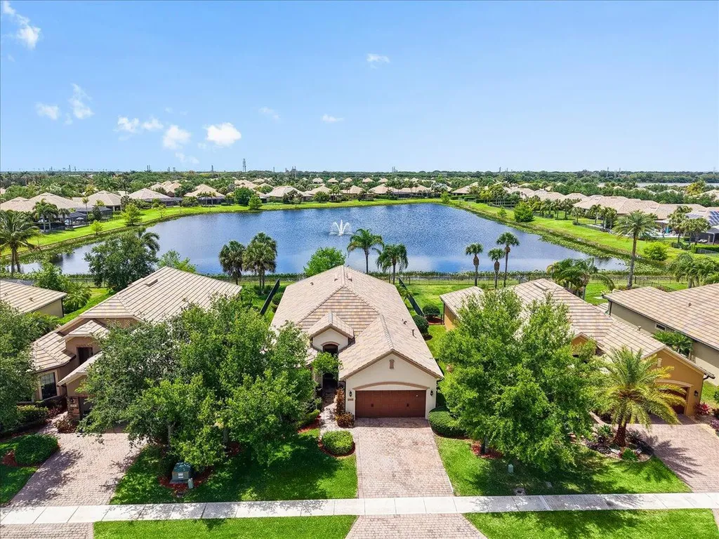 2905 Siena Circle Wellington FL 33414