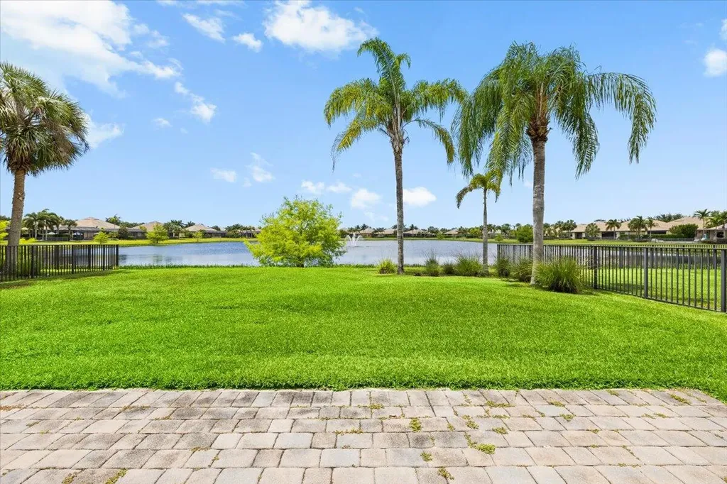 2905 Siena Circle Wellington FL 33414