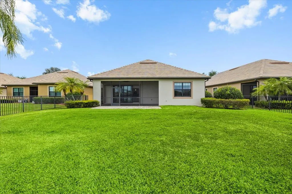 2905 Siena Circle Wellington FL 33414