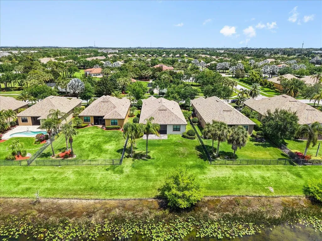 2905 Siena Circle Wellington FL 33414