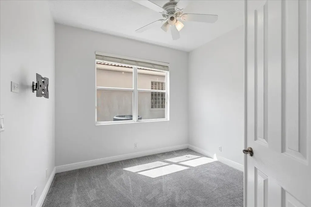 7453 Via Luria Lake Worth FL 33467