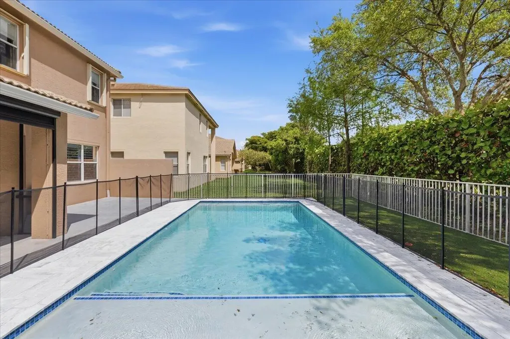 7453 Via Luria Lake Worth FL 33467