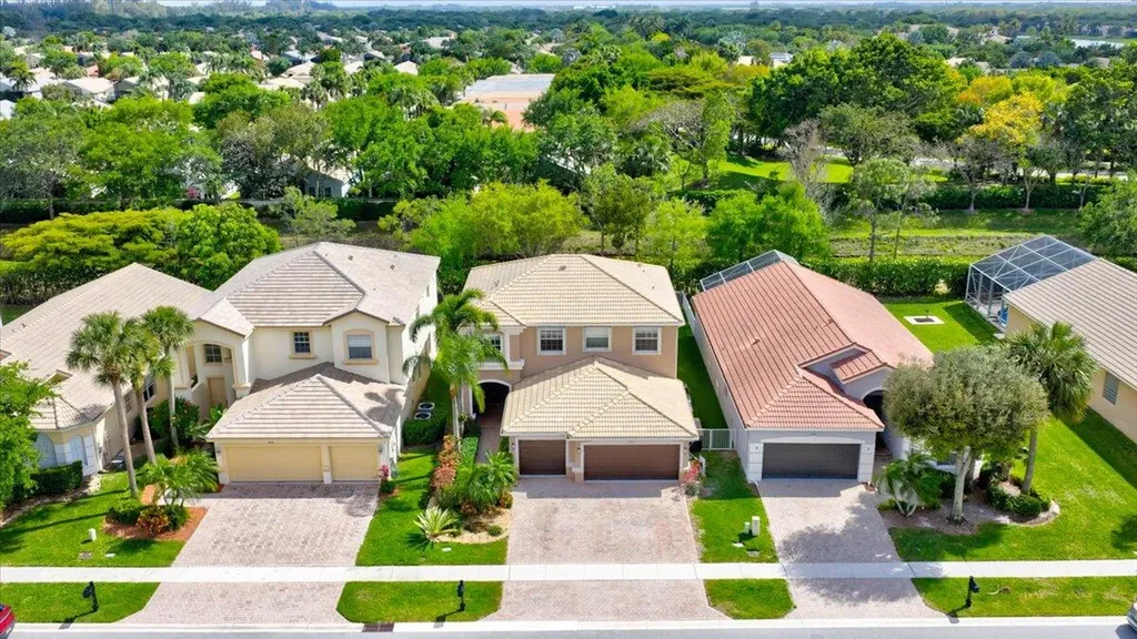7453 Via Luria Lake Worth FL 33467