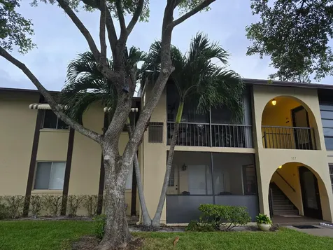 317 Pine Ridge Circle Greenacres FL 33463