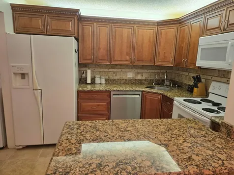 317 Pine Ridge Circle Greenacres FL 33463