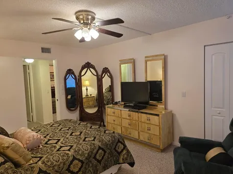 317 Pine Ridge Circle Greenacres FL 33463