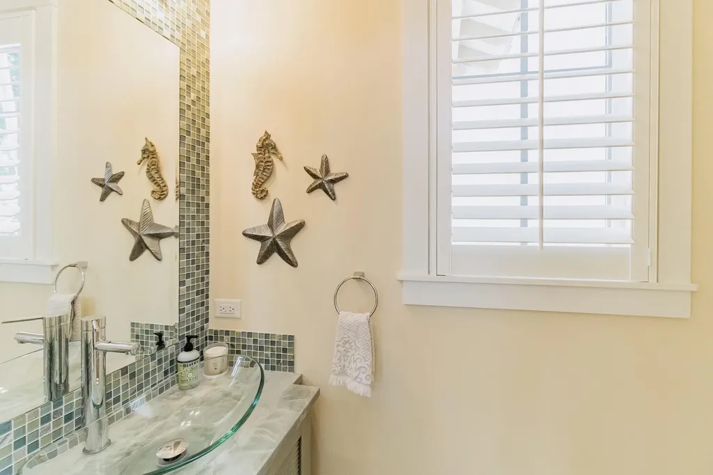 1127 Miramar Drive Delray Beach FL 33483