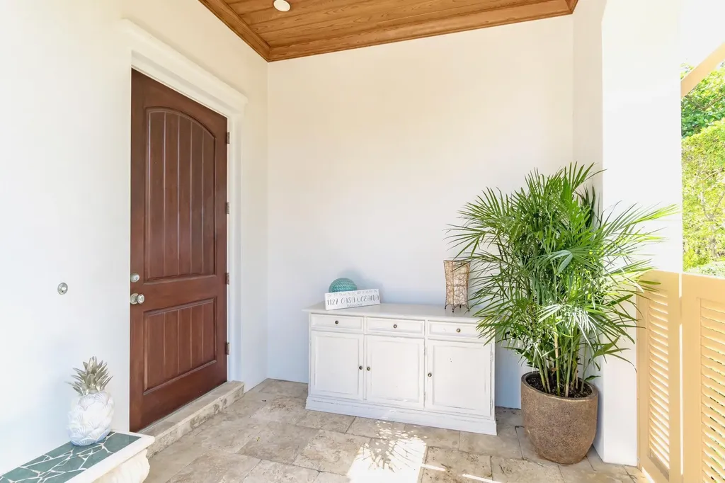 1127 Miramar Drive Delray Beach FL 33483