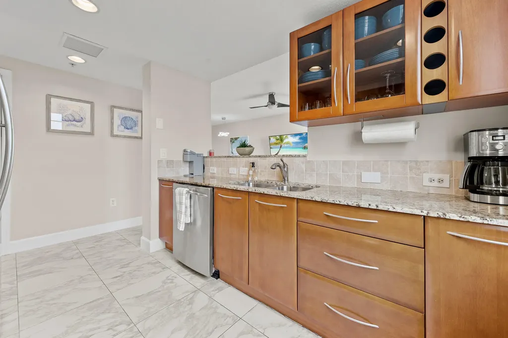 511 Lucerne Avenue Lake Worth Beach FL 33460