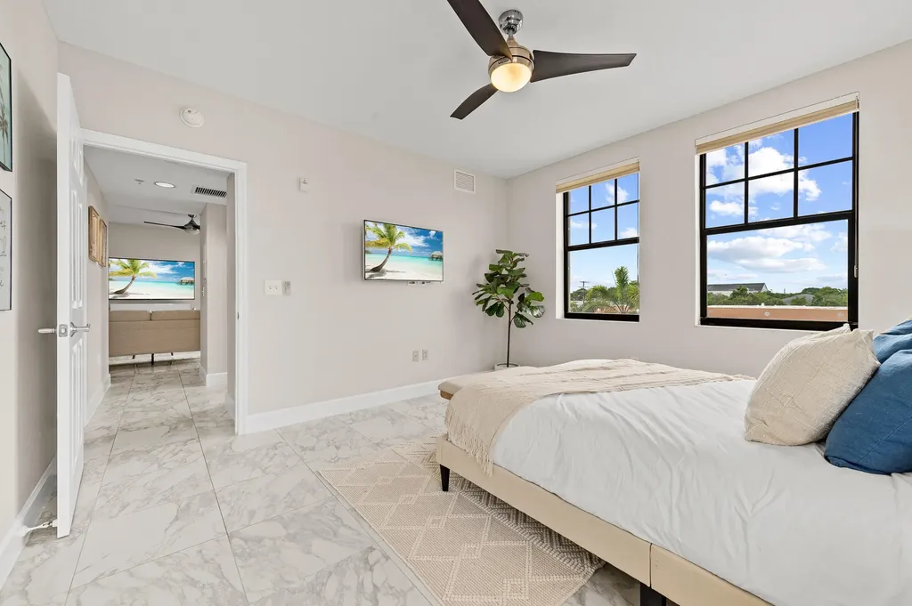 511 Lucerne Avenue Lake Worth Beach FL 33460