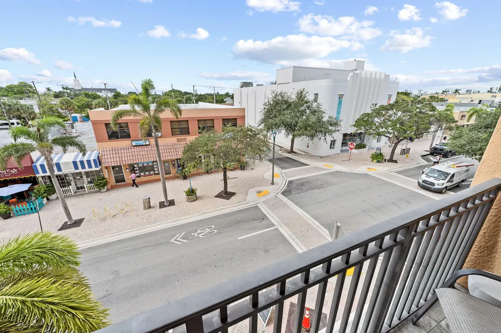 511 Lucerne Avenue Lake Worth Beach FL 33460