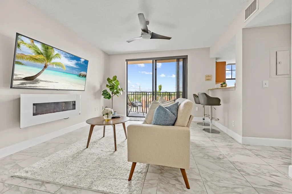 511 Lucerne Avenue Lake Worth Beach FL 33460
