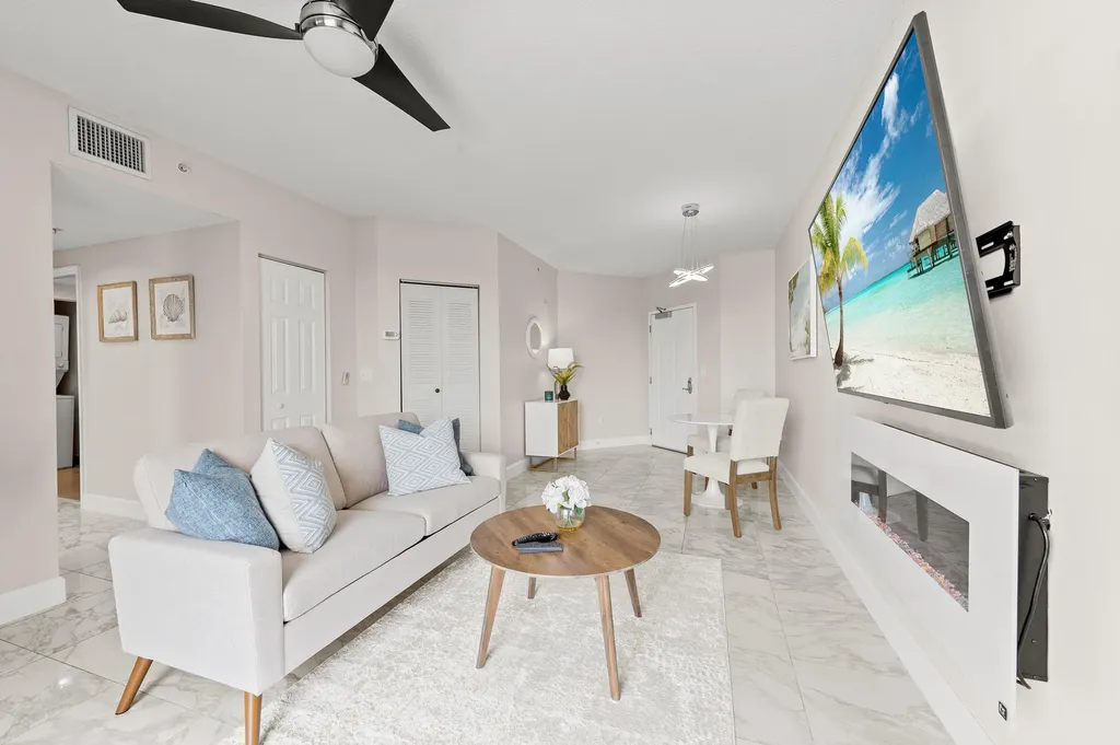 511 Lucerne Avenue Lake Worth Beach FL 33460