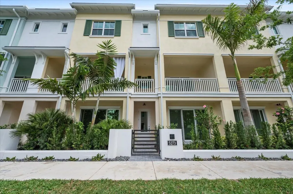 5273 Beckman Terrace Palm Beach Gardens FL 33418